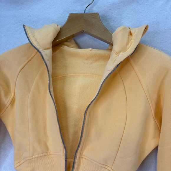 Lululemon Women's Sz 2(?) Hooded Scuba Full Zip Cropped Jacket Summer‎ Glow - Picture 5 of 9
